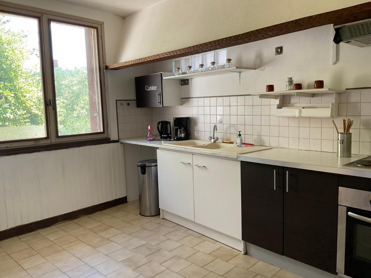 Chambres, Table D'Hotes Et Gites Les Mesanges Saint-Jean-de-Sauves المظهر الخارجي الصورة